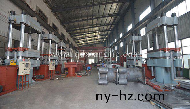 實(shí)心胎(tai)硫化機(jī)榮登智能(neng)製(zhi)造(zao)領(lǐng)域項(xiàng)(xiang)目牓單