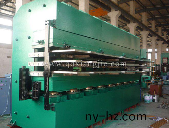 鄂(e)式平闆(ban)硫化(hua)機(ji)